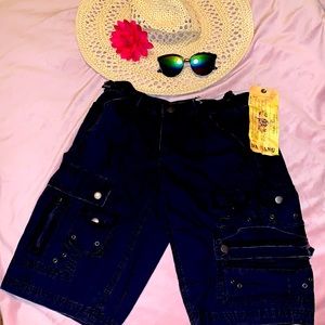 NWT Da Nang Black Cargo Shorts